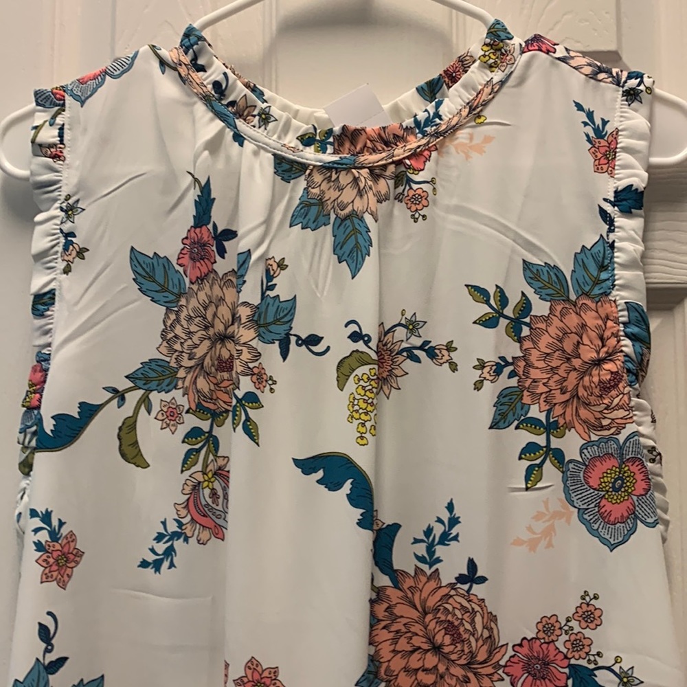 NWT Loft floral sleeveless blouse
